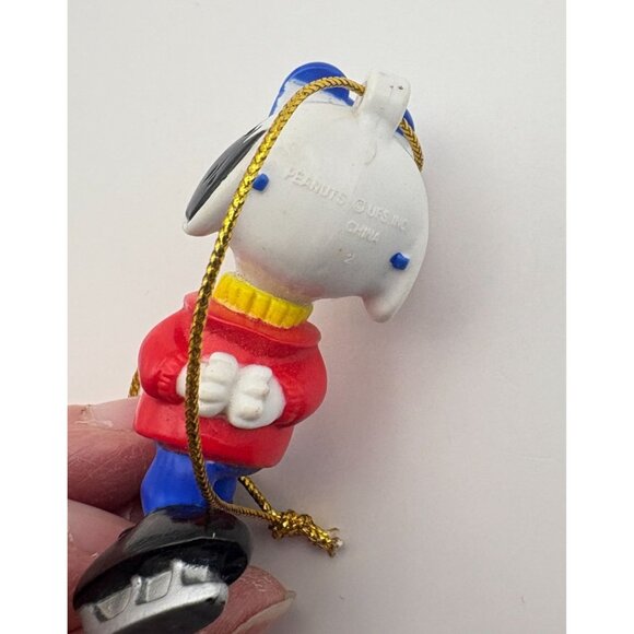 Vintage Snoopy Ice Skating Christmas Ornament Peanuts Joe Cool - Picture 6 of 7